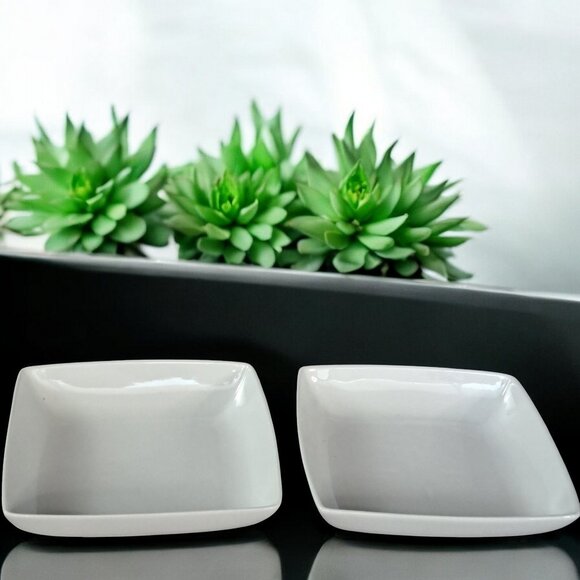 Set of 2 Maison Over & Back Coupe Soup Bowl Plate White Porcelain 7 7/8" Square - Picture 2 of 7